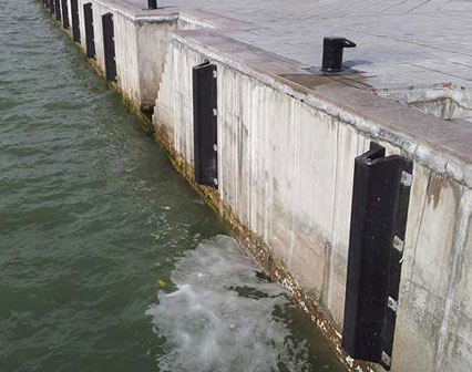 bulk photos of rubber molded dock fenders 3