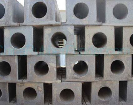 bulk photos of rubber molded dock fenders