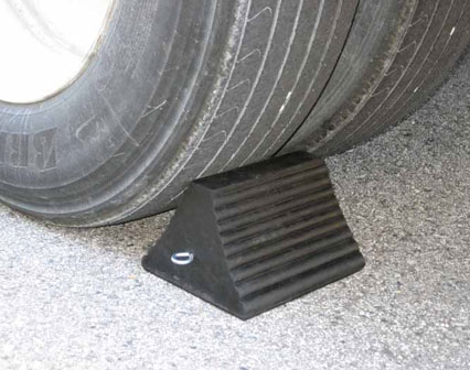 bulk photos of vehicle wheel chocks 2